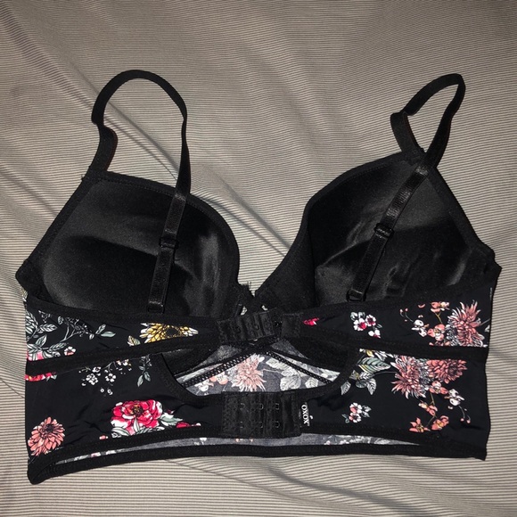 Top - Picture 2 of 2